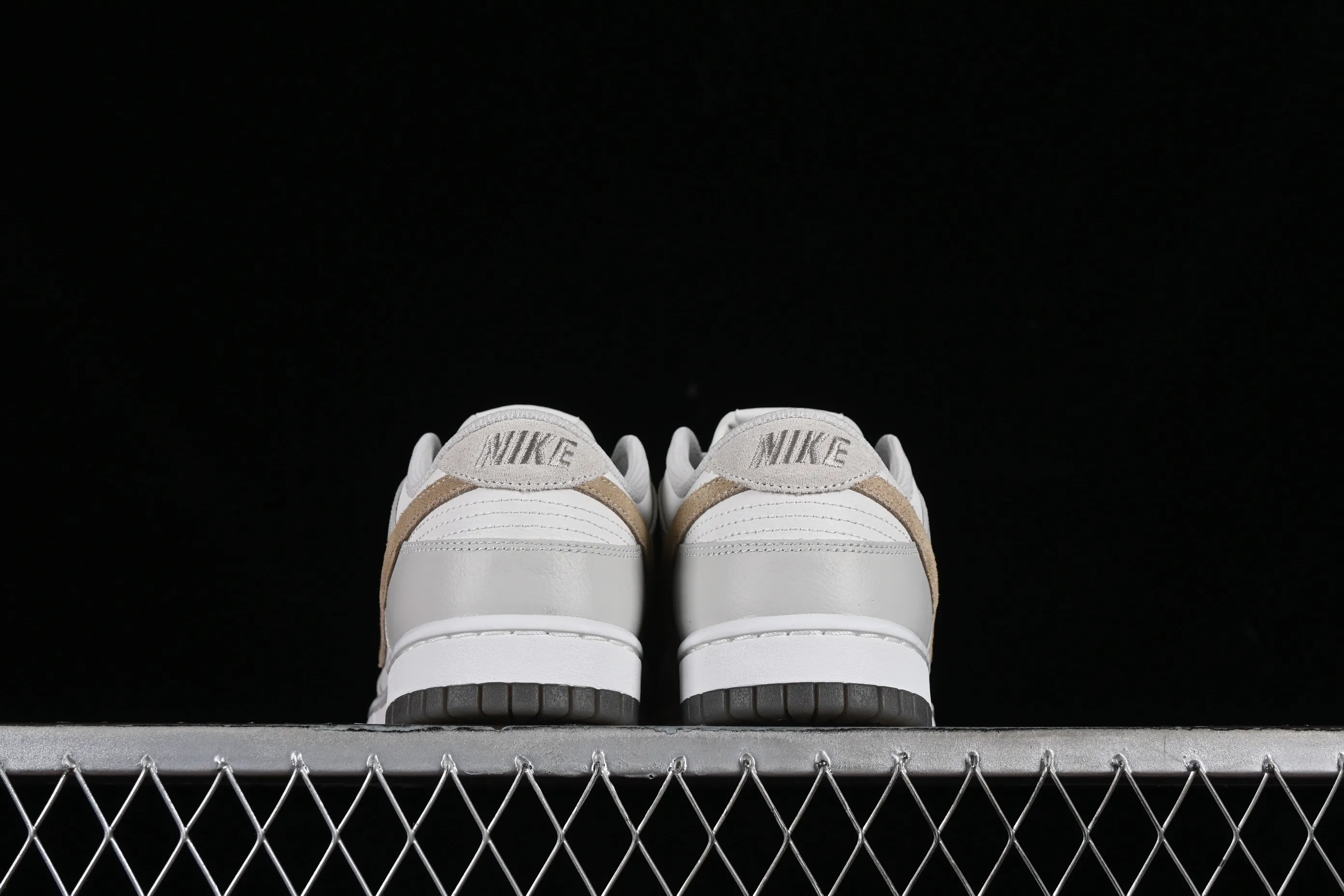 All categories Nk SB Dunk series Nk SB Dunk Low low-top sneakers Z version Nk Dunk Low "Phantom/Khaki" light gray brown SB low-top casual sneakers FJ4188-001